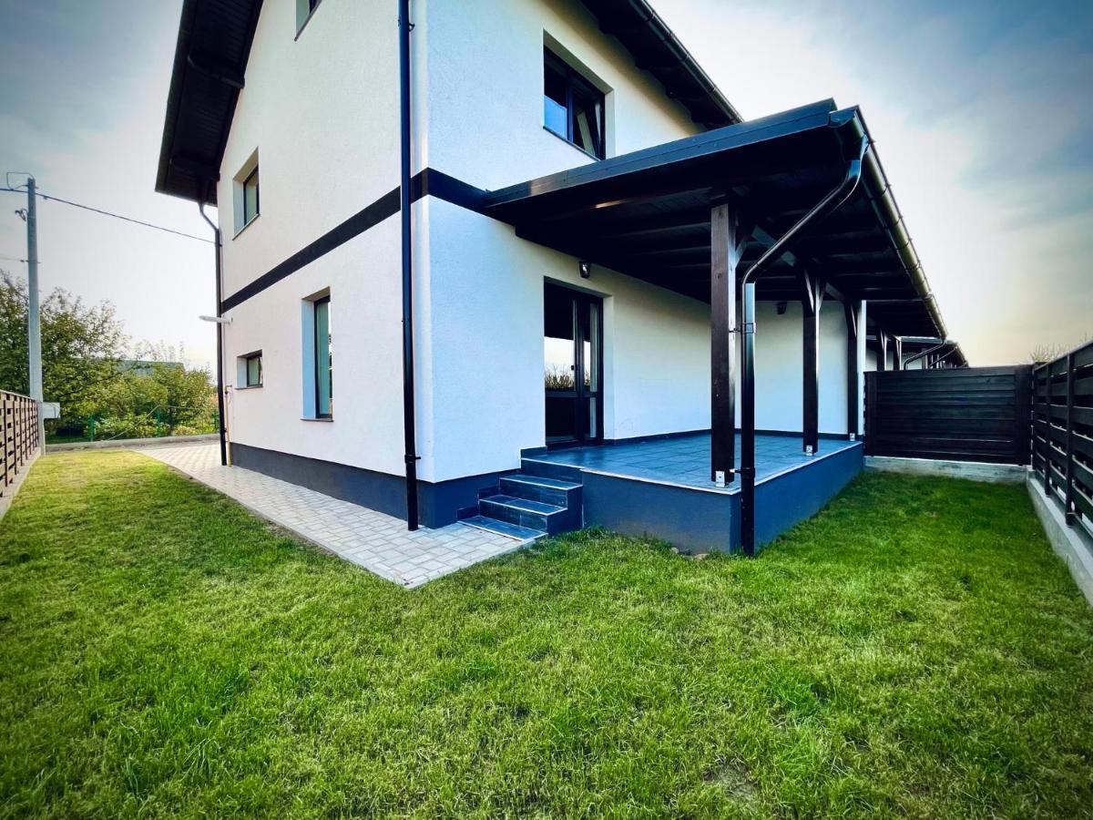 Express Estates Appartement Lisaura Buitenkant foto