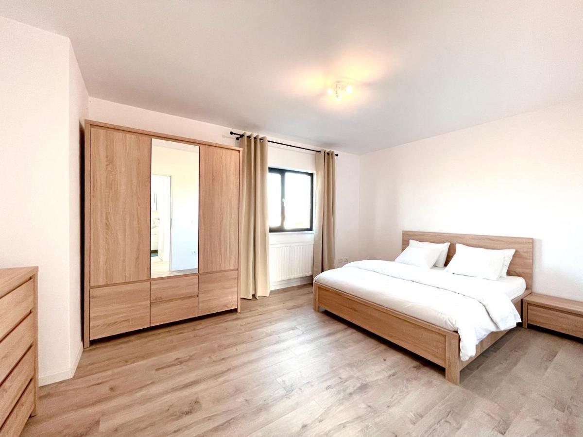 Express Estates Appartement Lisaura Buitenkant foto